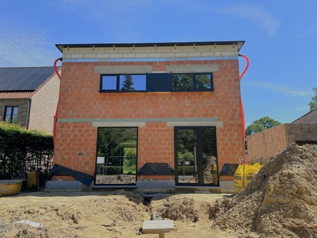 7738652 2