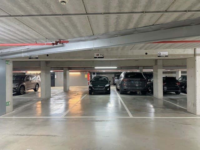 7871183 5