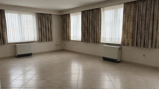 7912251 foto 2